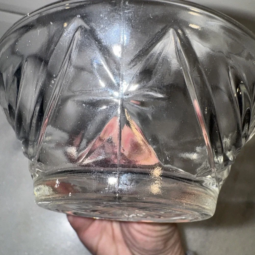 Vintage Anchor Hocking Early American Presscut‎ Star Of David Desert Bowl